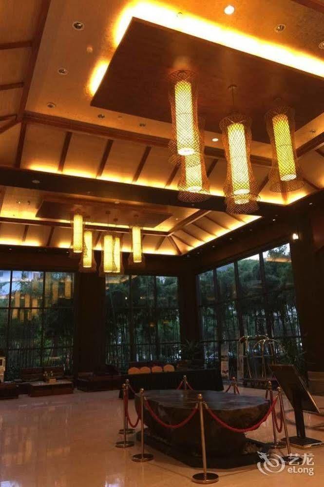 Liuzhou Sanjiangxian Dongxiangguo Hotel ภายนอก รูปภาพ